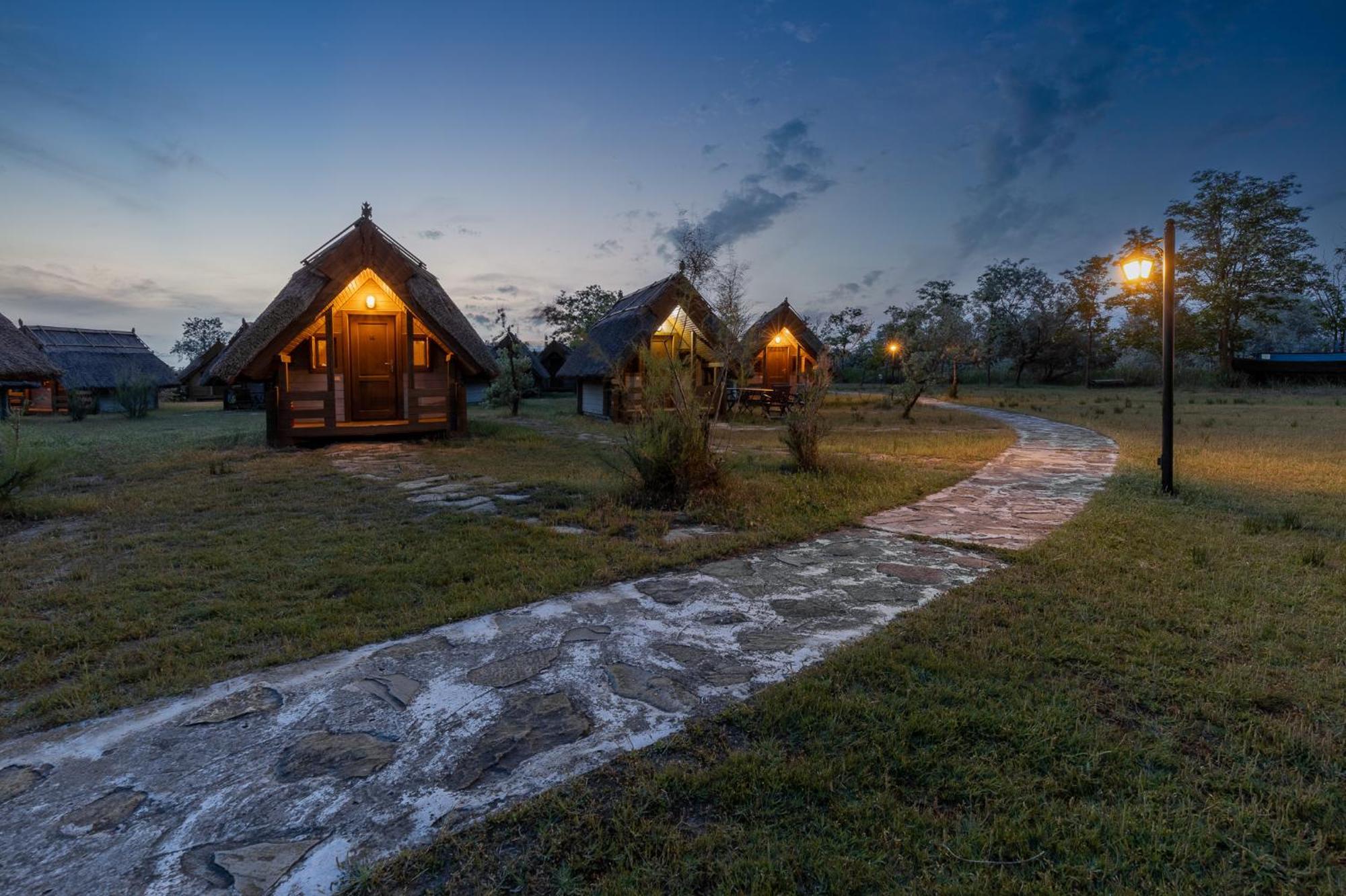 Dolphin Camping Сфинту Джордже Екстериор снимка