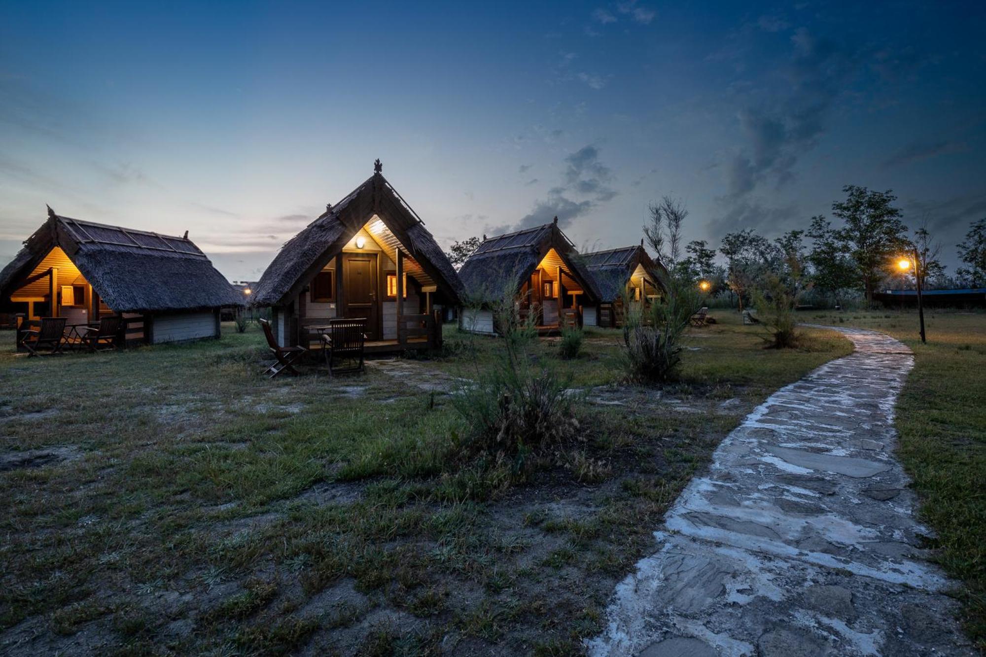 Dolphin Camping Сфинту Джордже Екстериор снимка